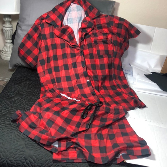 In’Voland Other - Plus shorty PJ’s size 24